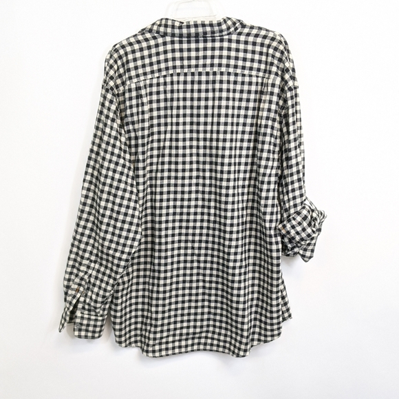 Izod black & white gingham plaid flannel - Picture 3 of 5